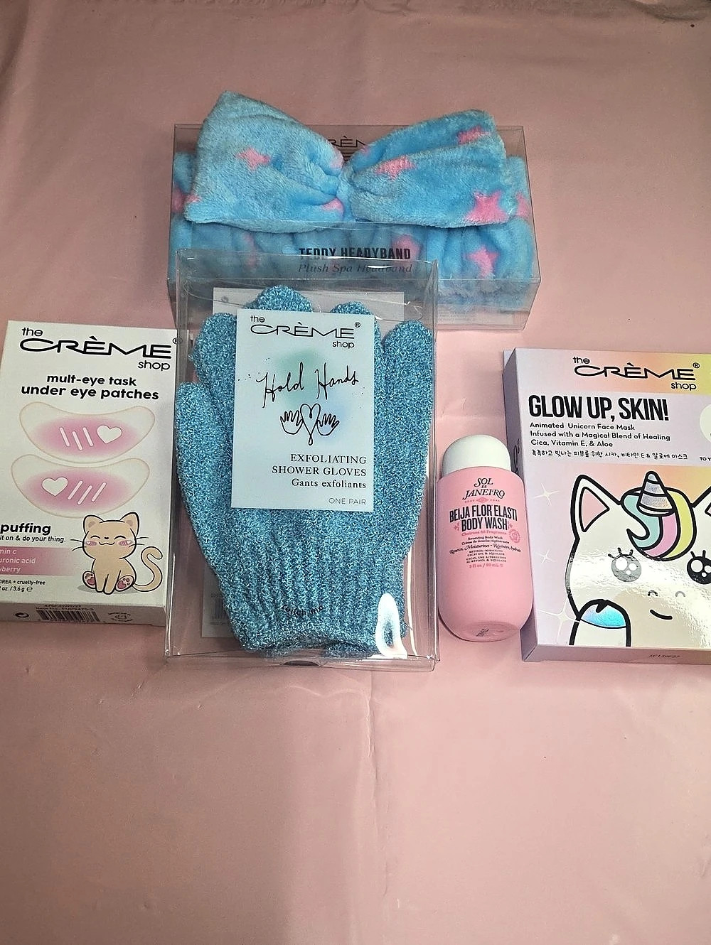 Creme Shop Spa & Skincare Bundle Blue & Pink With SOL De Janero Body Wash.